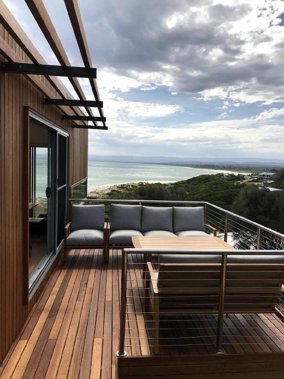 Three Little Birds at Freycinet Ocean Beach Views Vacation rental in Tasmania