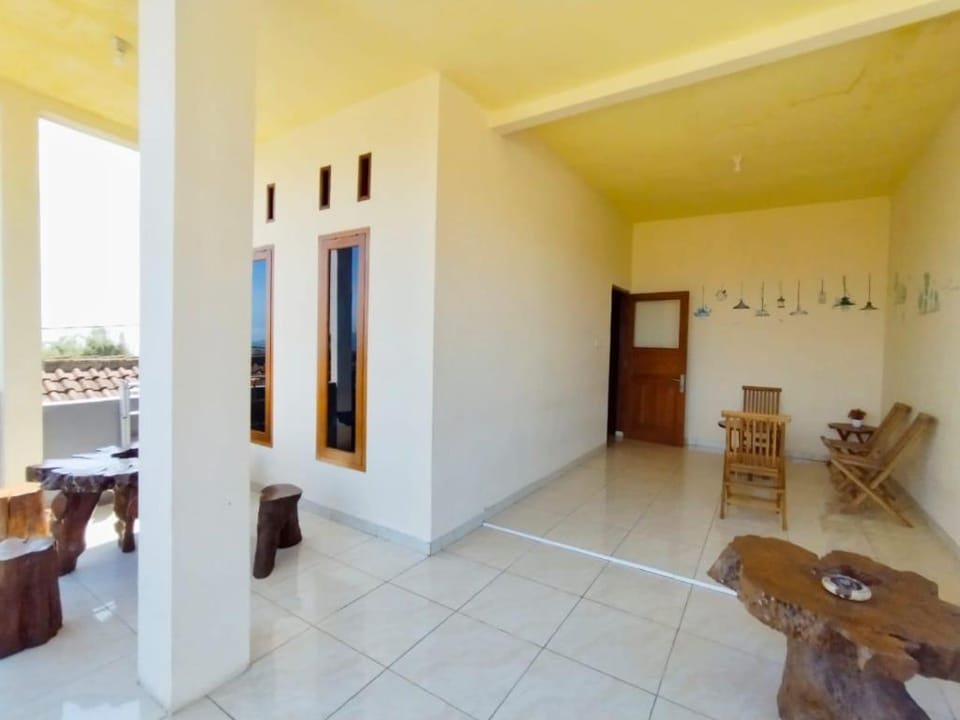 Homestay Samawa 2 Vacation rental in Batu