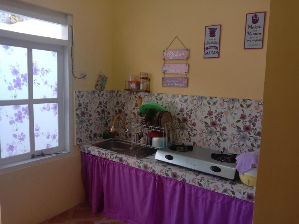 Homestay Samawa 2 Vacation rental in Batu