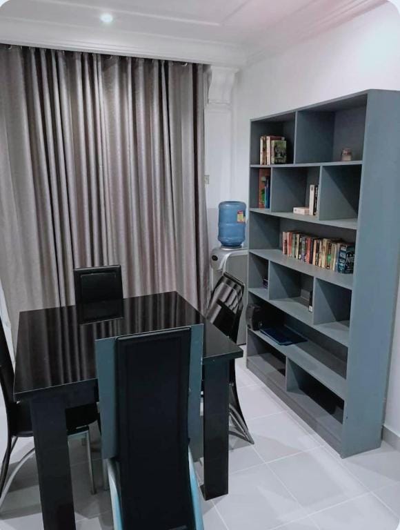 A perfect place for working and vacating guest.  Apartment in Abuja