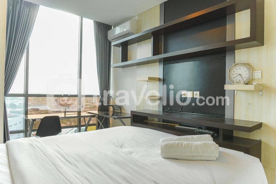 Simply Look & Cozy 1BR GP Plaza By Travelio Apartment in South Jakarta City