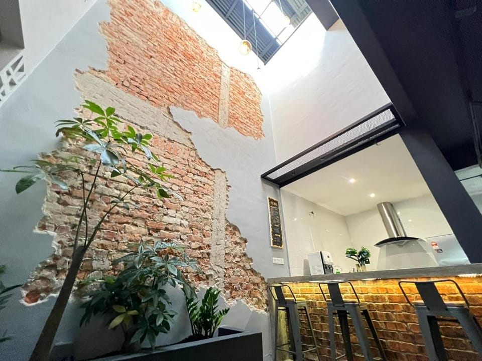 Galaria 4BR 17Pax NearTC, DinosaurLand, PS4, Netfx Vacation rental in Pahang, Malaysia