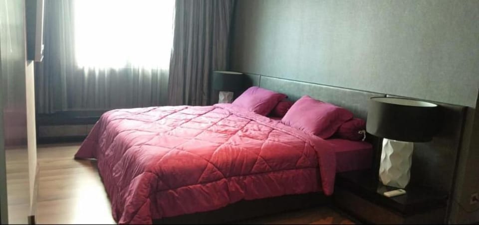 D'lux 2 BR at Waterplace Residence w/ Private Lift Apartment in Surabaya