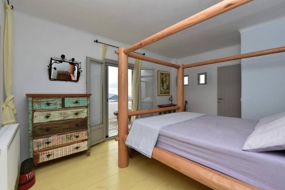 Aesthesis Villa - Naousa- 6pl - Amazing View Villa in Paros, Greece