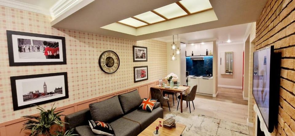 Островок Лондона в центре Алматы Apartment in Almaty