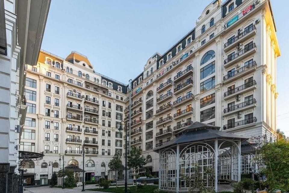 Современная элегантная квартира, ЖК "КАЗАХСТАН" Apartment in Europe