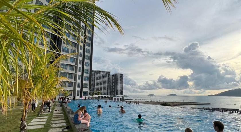CASA ABODE- Jesselton Quay (Sea View) Apartment in Kota Kinabalu