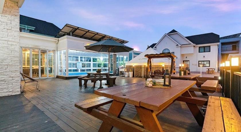 Daebudo The Sketch Pension Bed and Breakfast in Gyeonggi-do