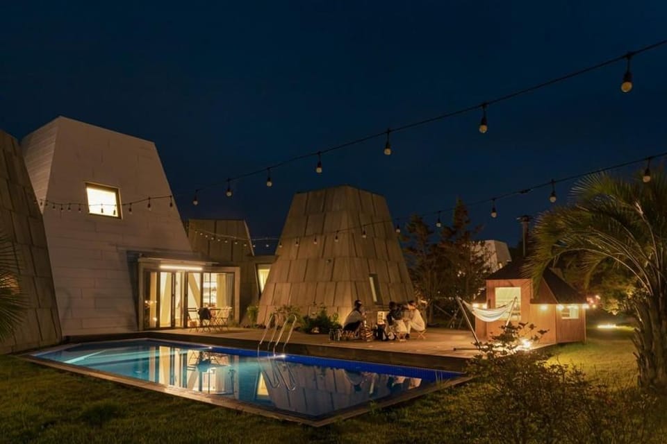 Jeju Around Follie Bed and Breakfast in South Korea