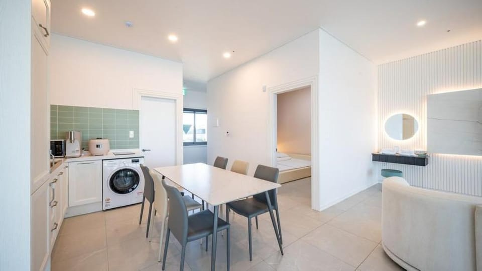 Oberman Pet friendly Pool Villa Bed and Breakfast in South Korea