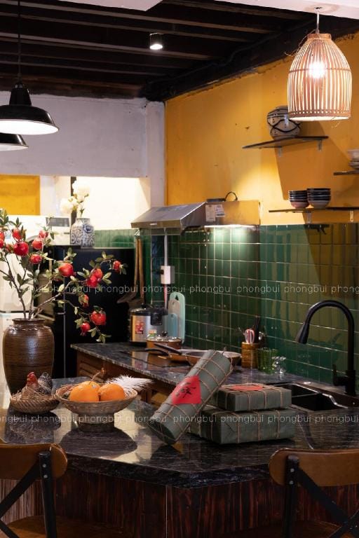 Ben Thanh_Unique Vietnamese cultural house_Bathtub Vacation rental in Ho Chi Minh City