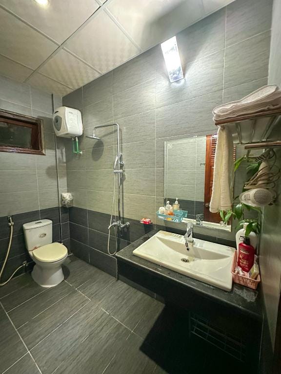 Ruby Homestay Apartment in Laos