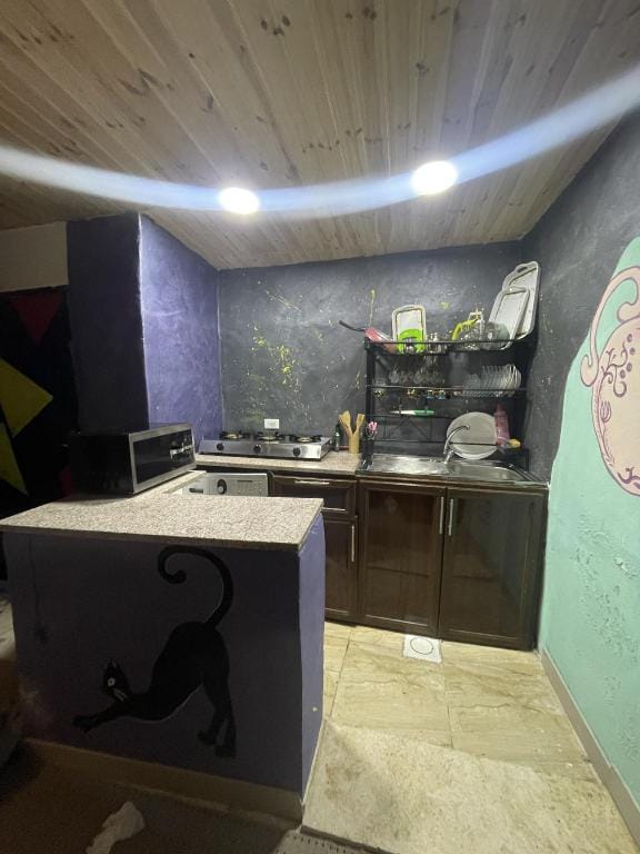 Cozy Home , Perfect Location For Tourist  Apartment in Africa