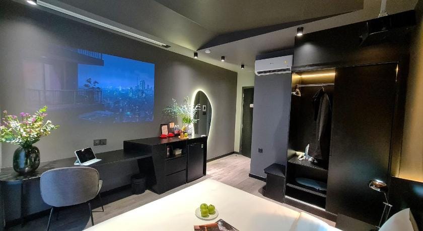 Kin Wander Tan Binh, The Mountain Apartment in Ho Chi Minh City