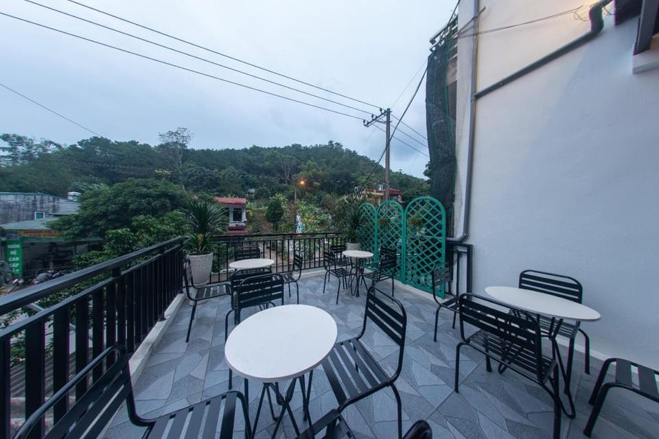 Strawberry Ha Giang Loop - King Bed Moutian View Apartment in Vietnam