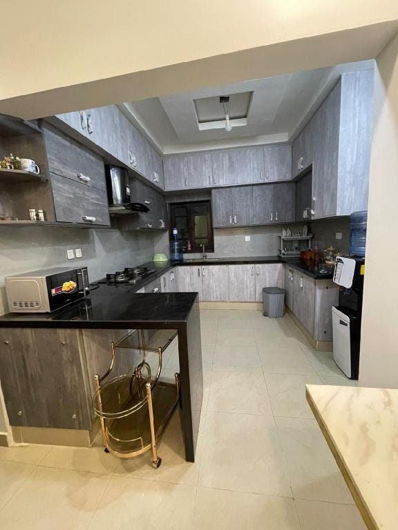 Luxury Apartment In DHA Karachi Vacation rental in Karachi