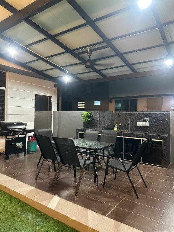 FF De Villa Homestay (Muslim only) Vacation rental in Perak