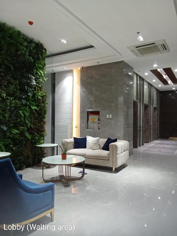 Studio Type on Pioneer Street, Mandaluyong City. Villa in Mandaluyong