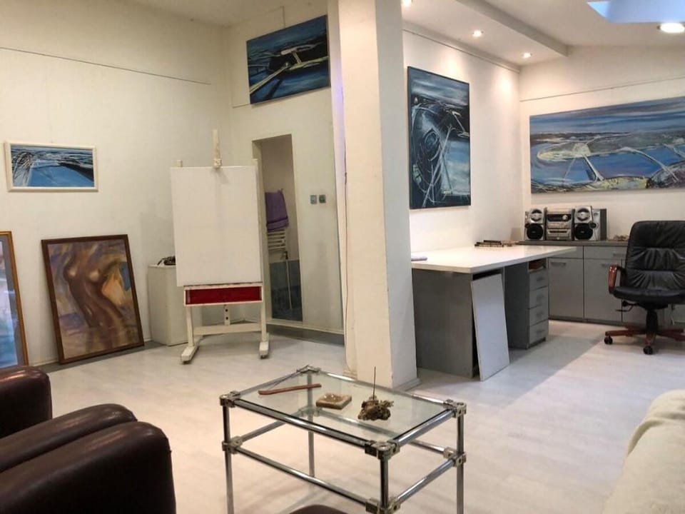 Gallery App Gallery Vacation rental in Novi Sad