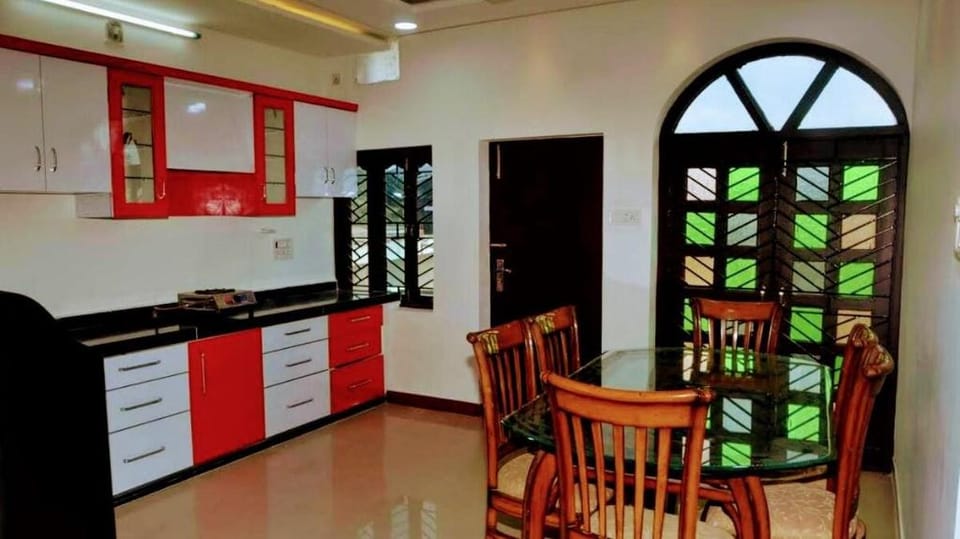 On the Rocks, Home Stay- PREMIUM OPTION Villa in Gujarat