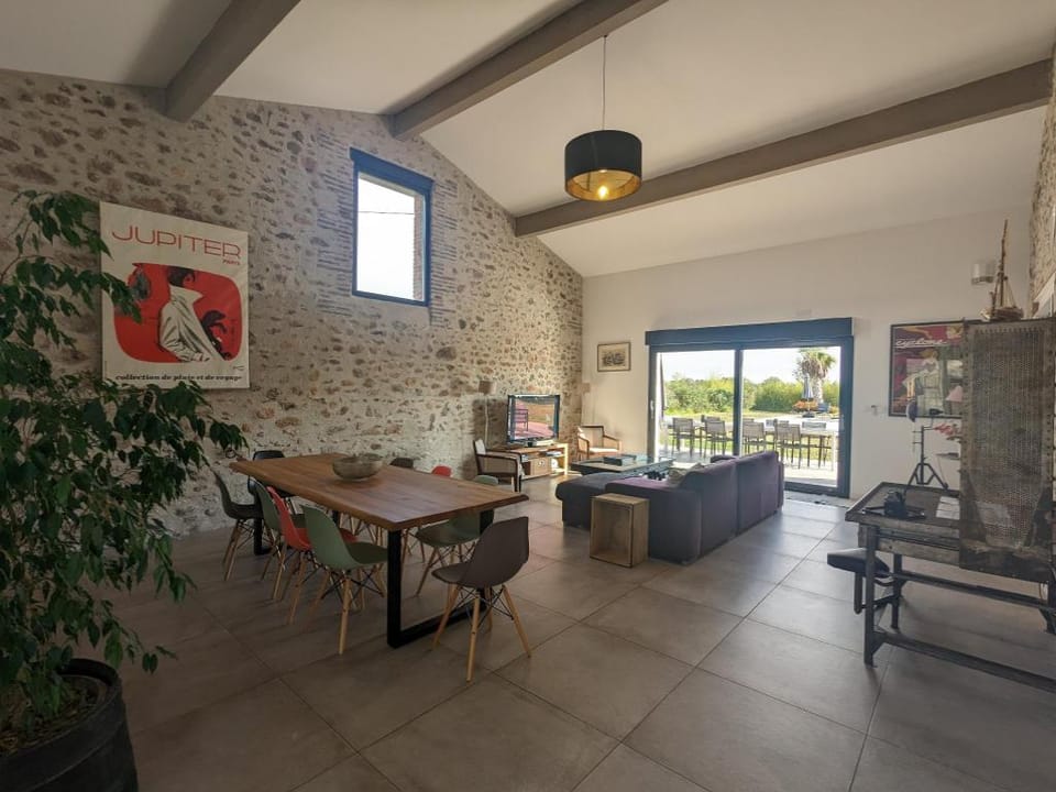 Grande maison au calme avec piscine proche mer Vacation rental in Catalonia
