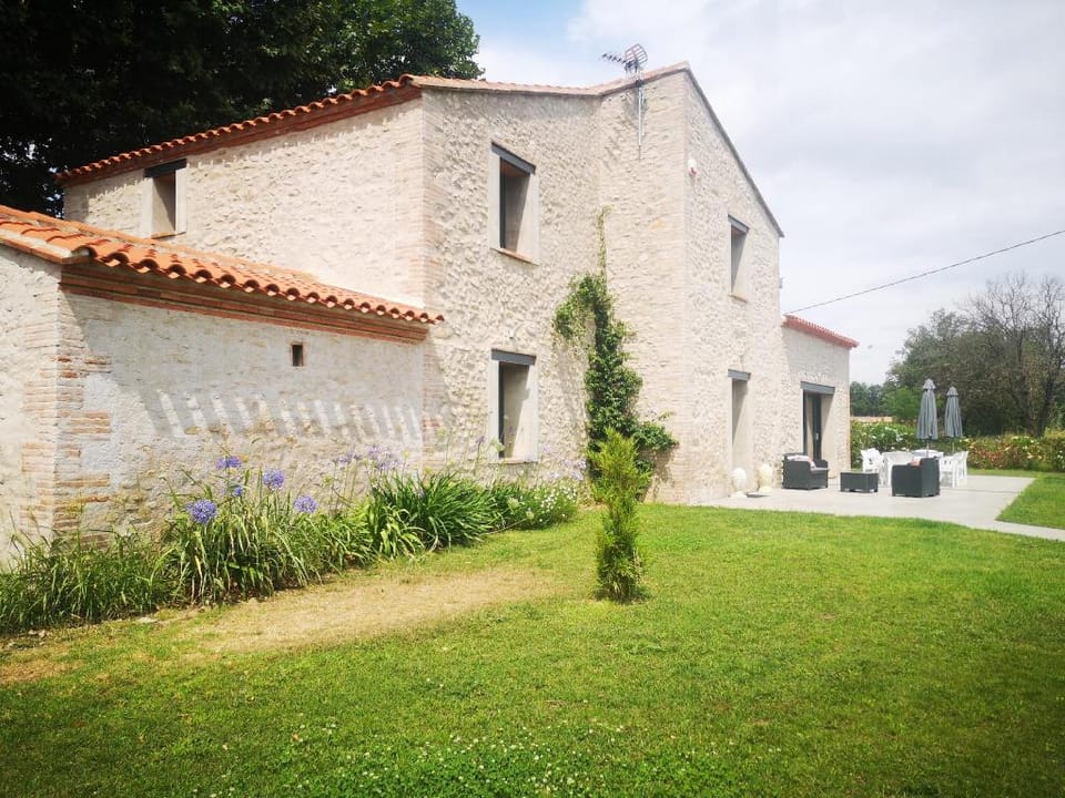 Grande maison au calme avec piscine proche mer Vacation rental in Catalonia