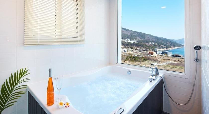 Geoje Harakeke Pension Bed and Breakfast in South Korea