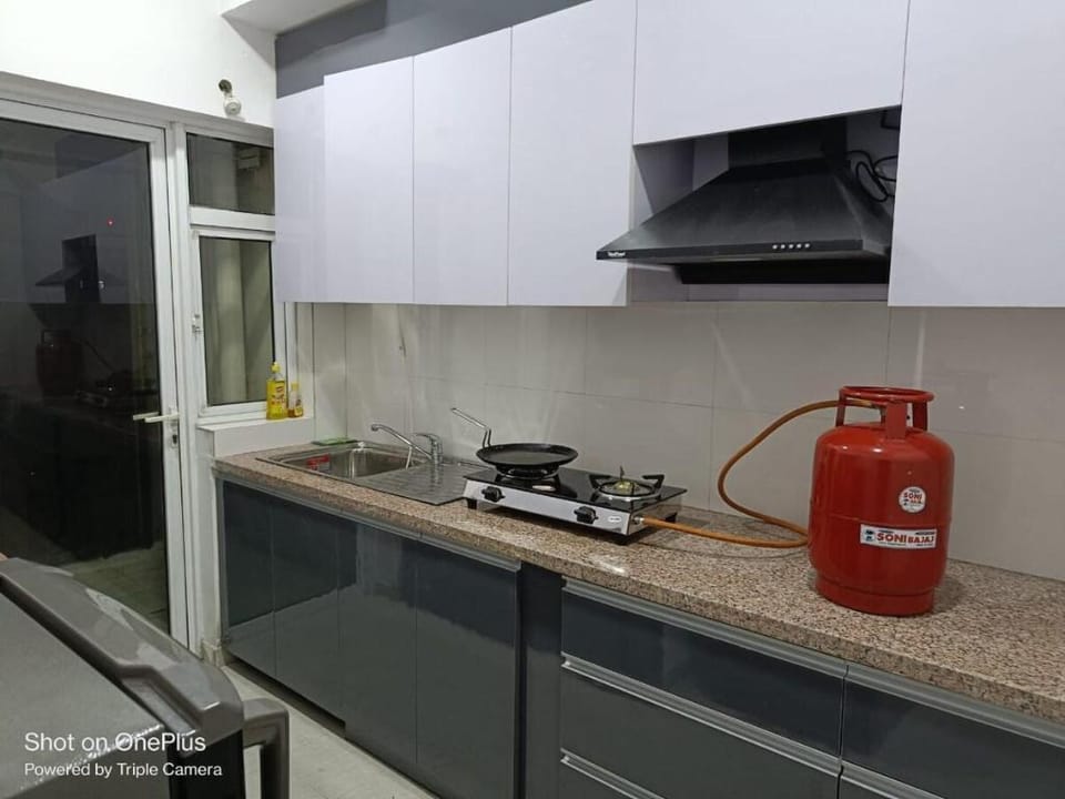 BnBBuddy- Aarohi Homes@3bhk West Delhi Vacation rental in Delhi