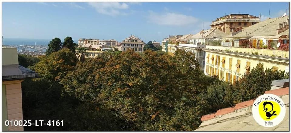 Genova Castelletto: intera casa, vista panoramica Vacation rental in Genoa