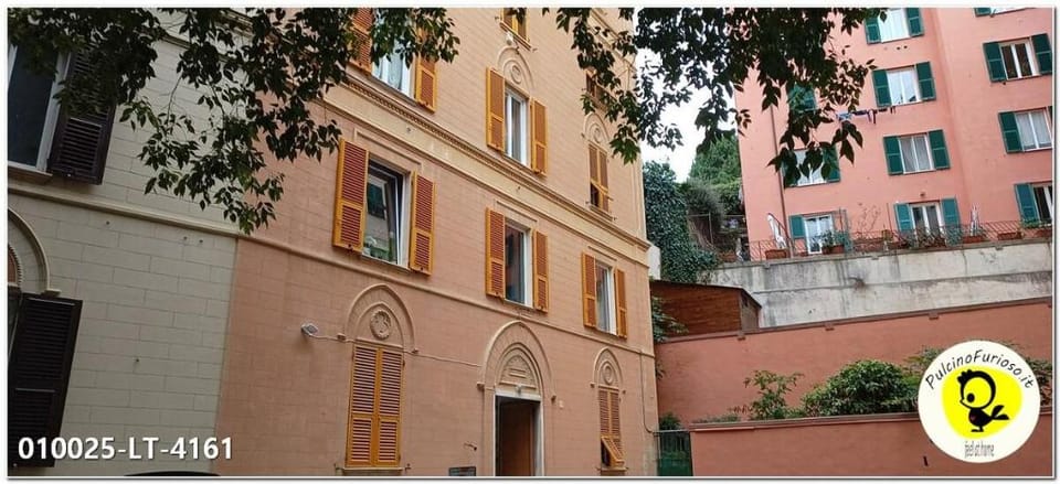 Genova Castelletto: intera casa, vista panoramica Vacation rental in Genoa