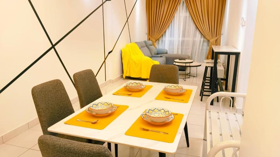 Kulai Merpati Indah Apt 17 5B11Pax near IOI AEON Apartment in Johor