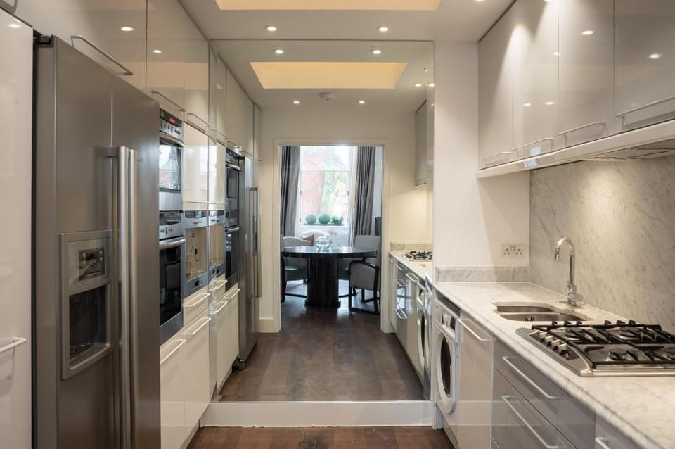 Super Chelsea / Knighstbridge 2 bed Apartment Apartment in City of Westminster