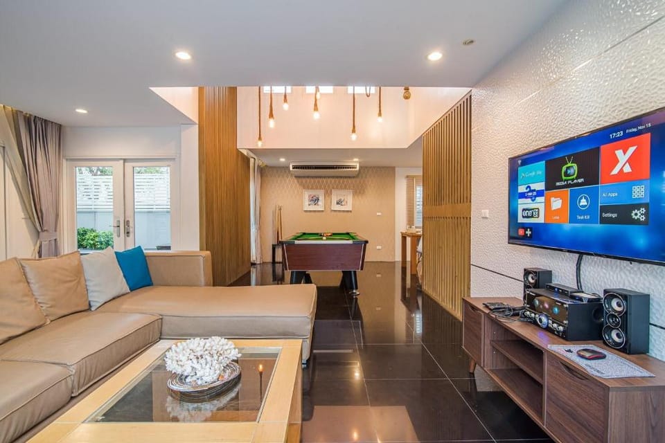 Olivia Beach Sea and Sky Pool Villa Huahin Villa in Hua Hin District