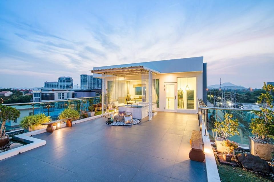 Olivia Beach Sea and Sky Pool Villa Huahin Villa in Hua Hin District