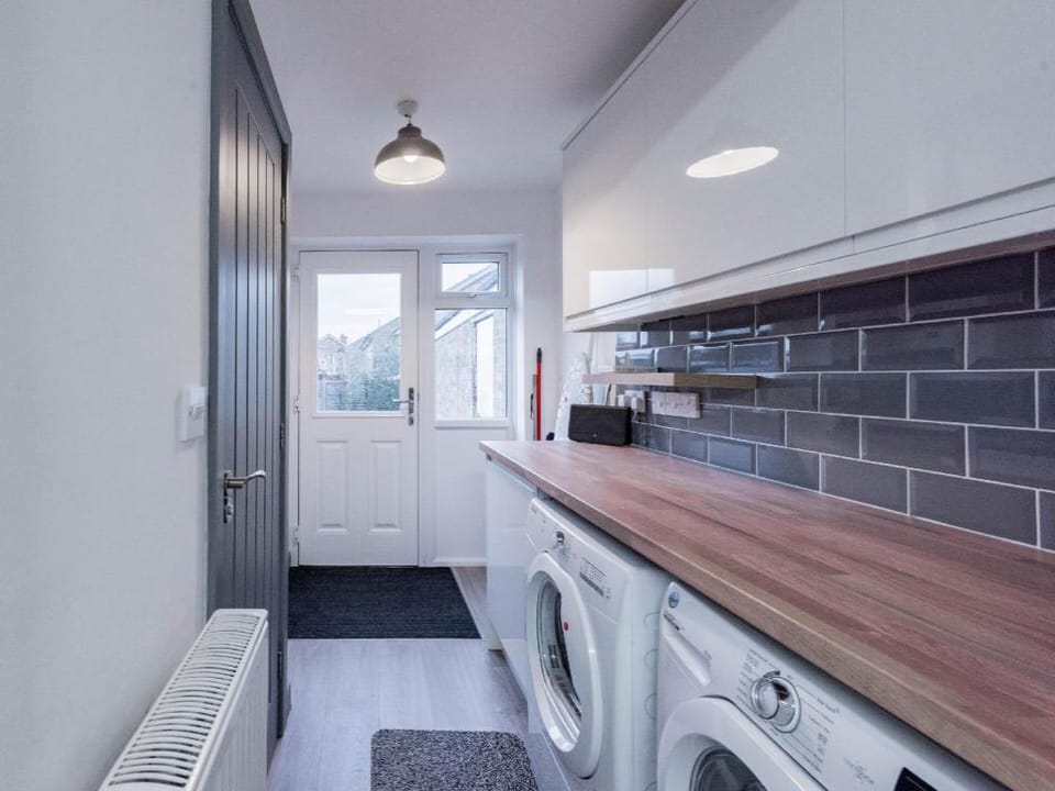High End Double Room with Own Bathroom Facilities Vacation rental in Bedford
