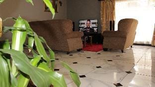 Ndasi Guesthouse Vacation rental in Johannesburg