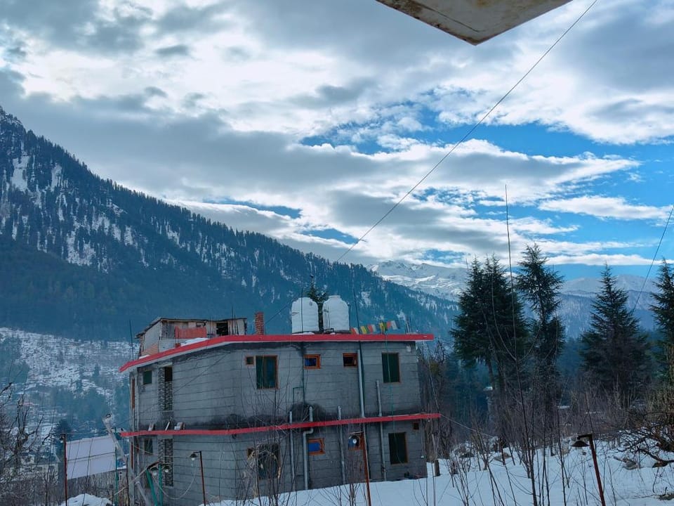 The Goonj Homestay Vacation rental in Manali