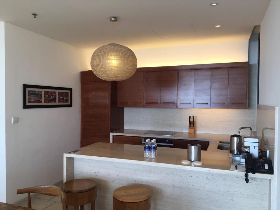 Lac Lac Booking| 3BRs Ocean View in Resort Da Nang Apartment in Hoa Hai