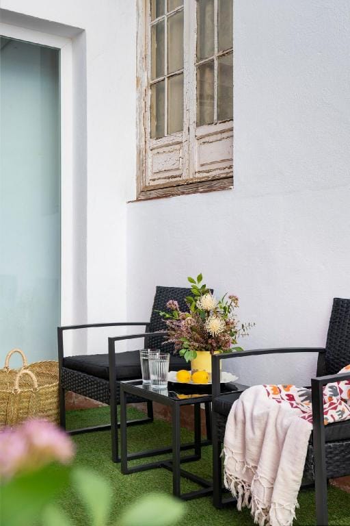Buen viaje home, patio privado Apartment in Seville