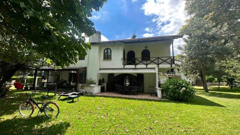 Göl Kenarında Retro Villa Sapanca Merkez Villa in Turkey