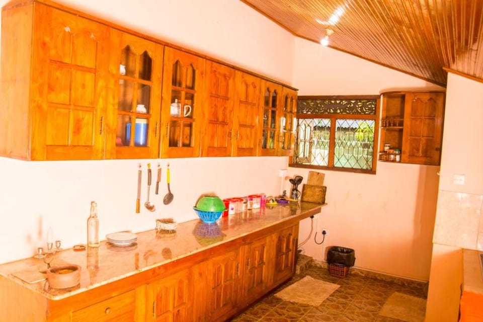 The Villa Marcelle thevillamarcelle.com Villa in Negombo