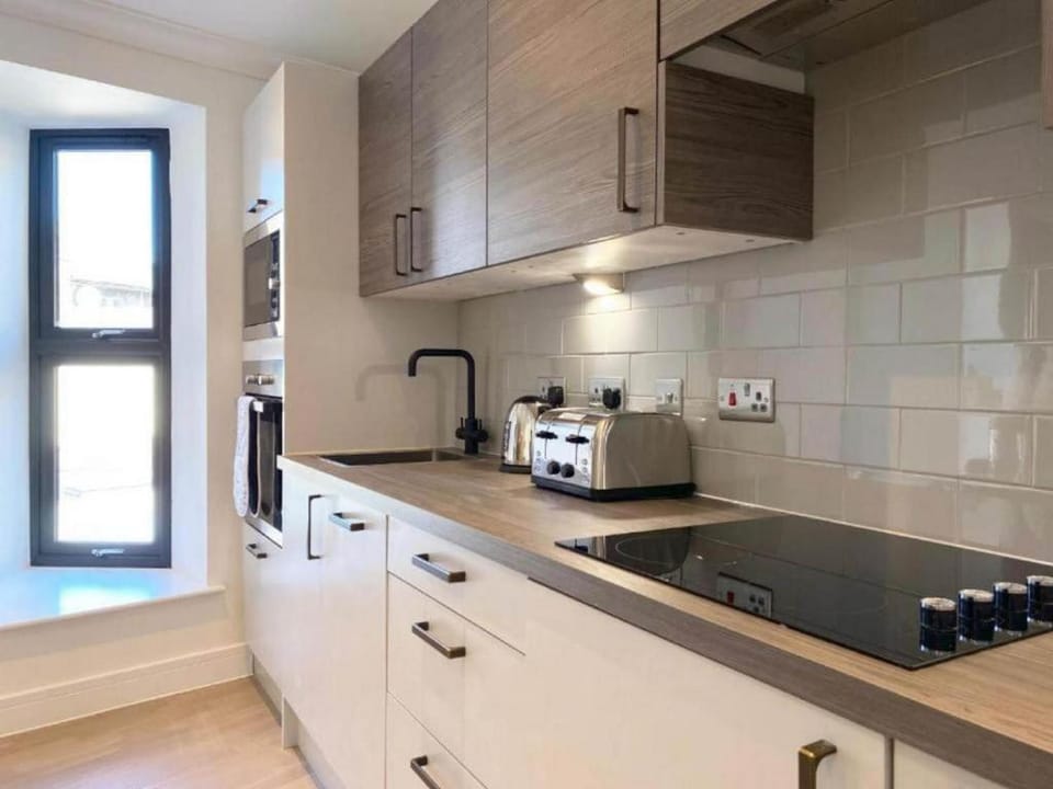 Modern Stylish 2 bedroom 2 bath Apt02 in Rochester Apartment in Rochester