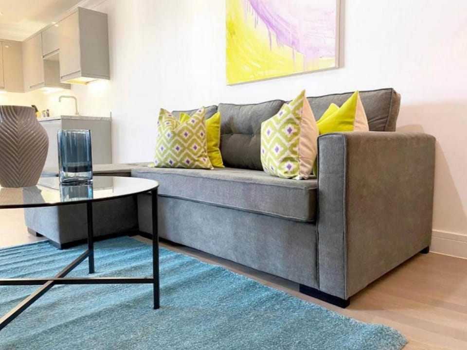 Modern stylish 2 bedroom 2 bath Apt04 in Rochester Apartment in Rochester