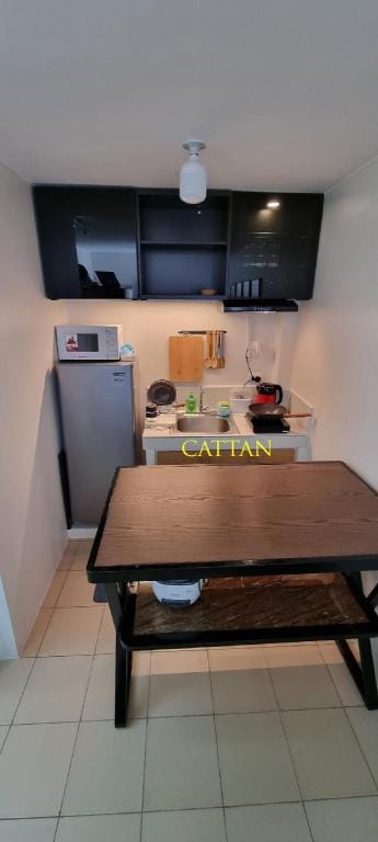 Cozy Condo: Clean, 24/7 Security Vacation rental in Davao City