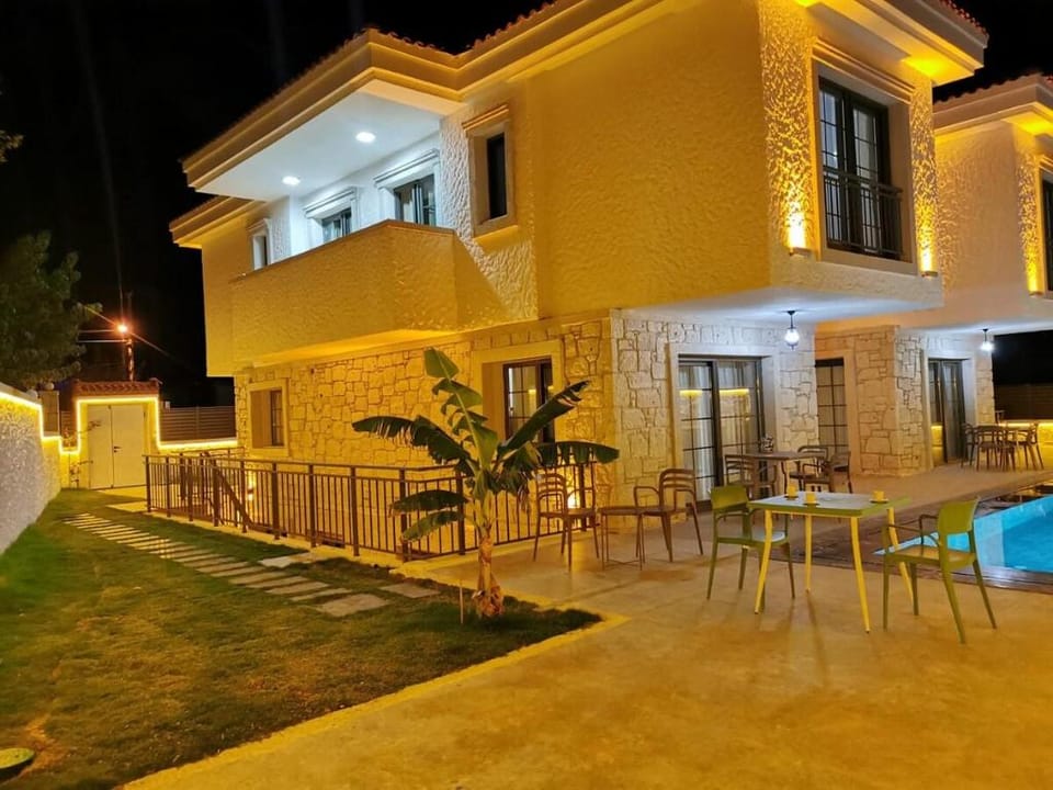 Cesme Alaçatı Taş Konak 2 1 Villa B1 Villa in Alaçatı