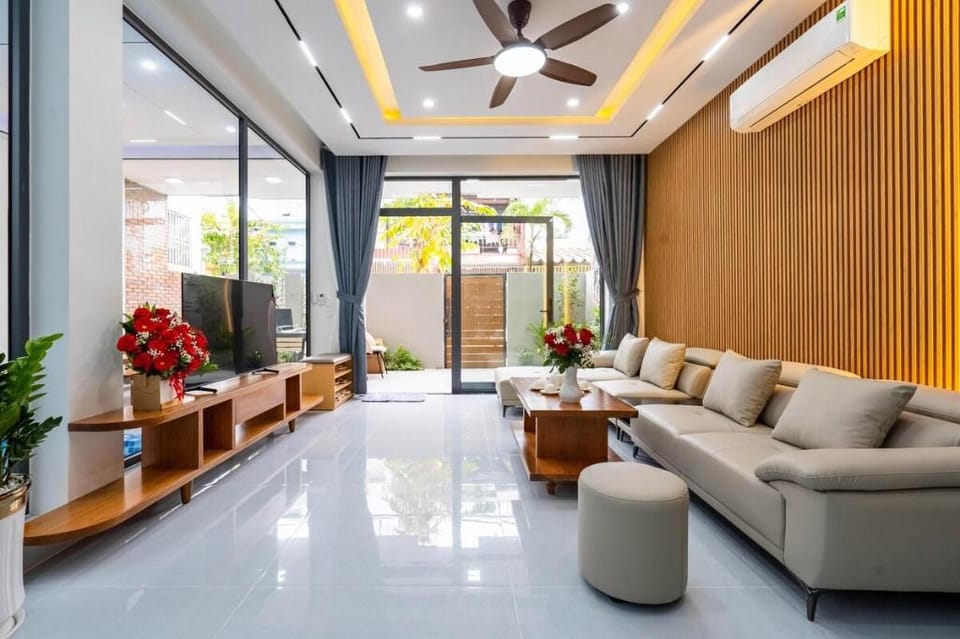 Strawberry Villa 4BRs-New/Luxury/Pool/Best agoda. Villa in Da Nang