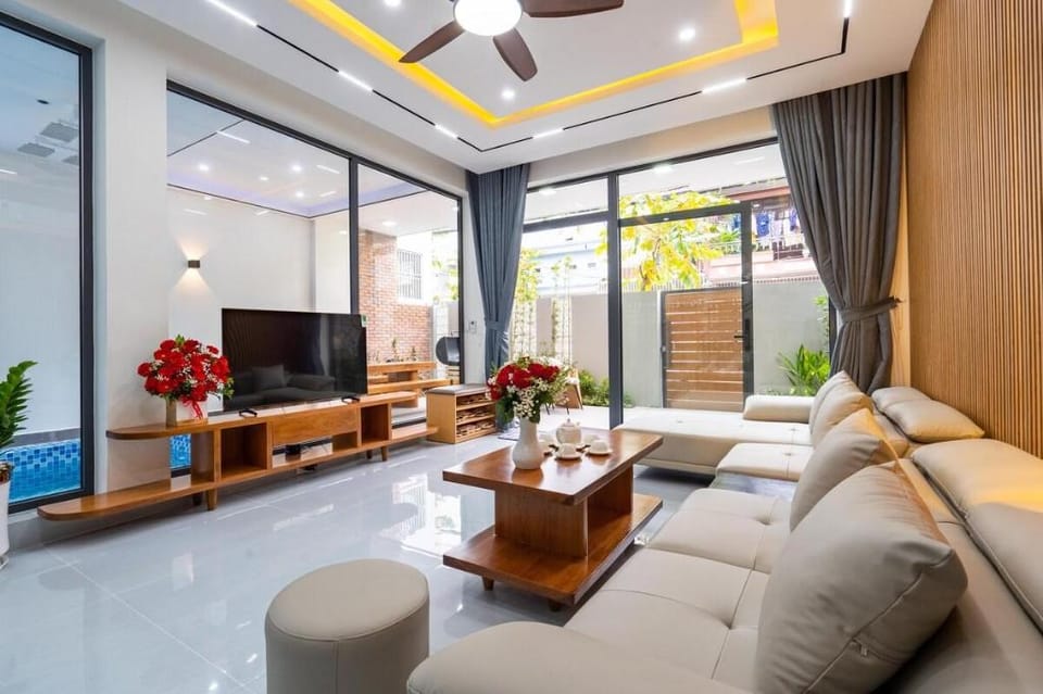 Strawberry Villa 4BRs-New/Luxury/Pool/Best agoda. Villa in Da Nang