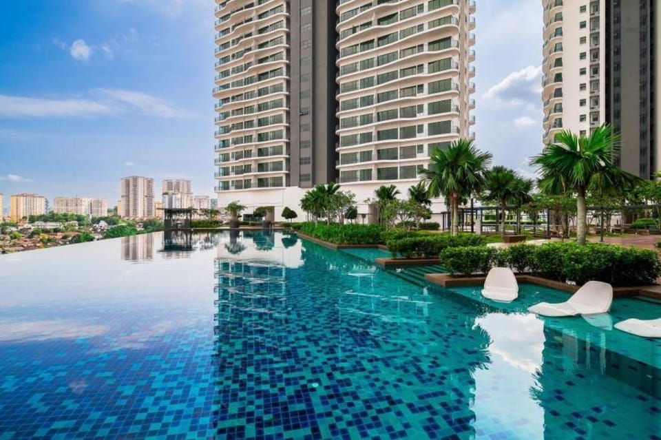 10mins to KLCC w LRT+Mall+Netflix Muji Urban Vacation rental in Federal Territory of Kuala Lumpur
