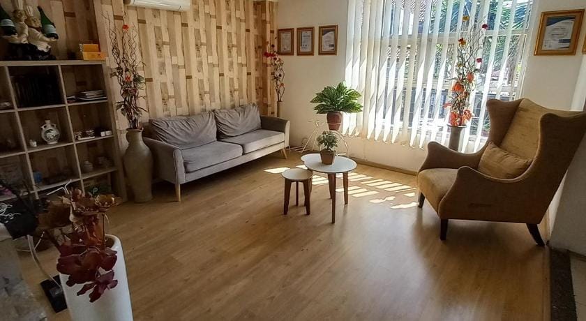 Dinasty Living Guesthouse Syariah Hotel in Bandung
