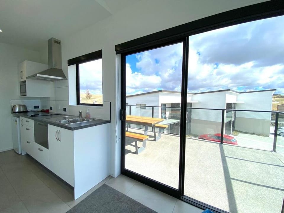 Galaxy Lake Views Apartment in Lake Tekapo